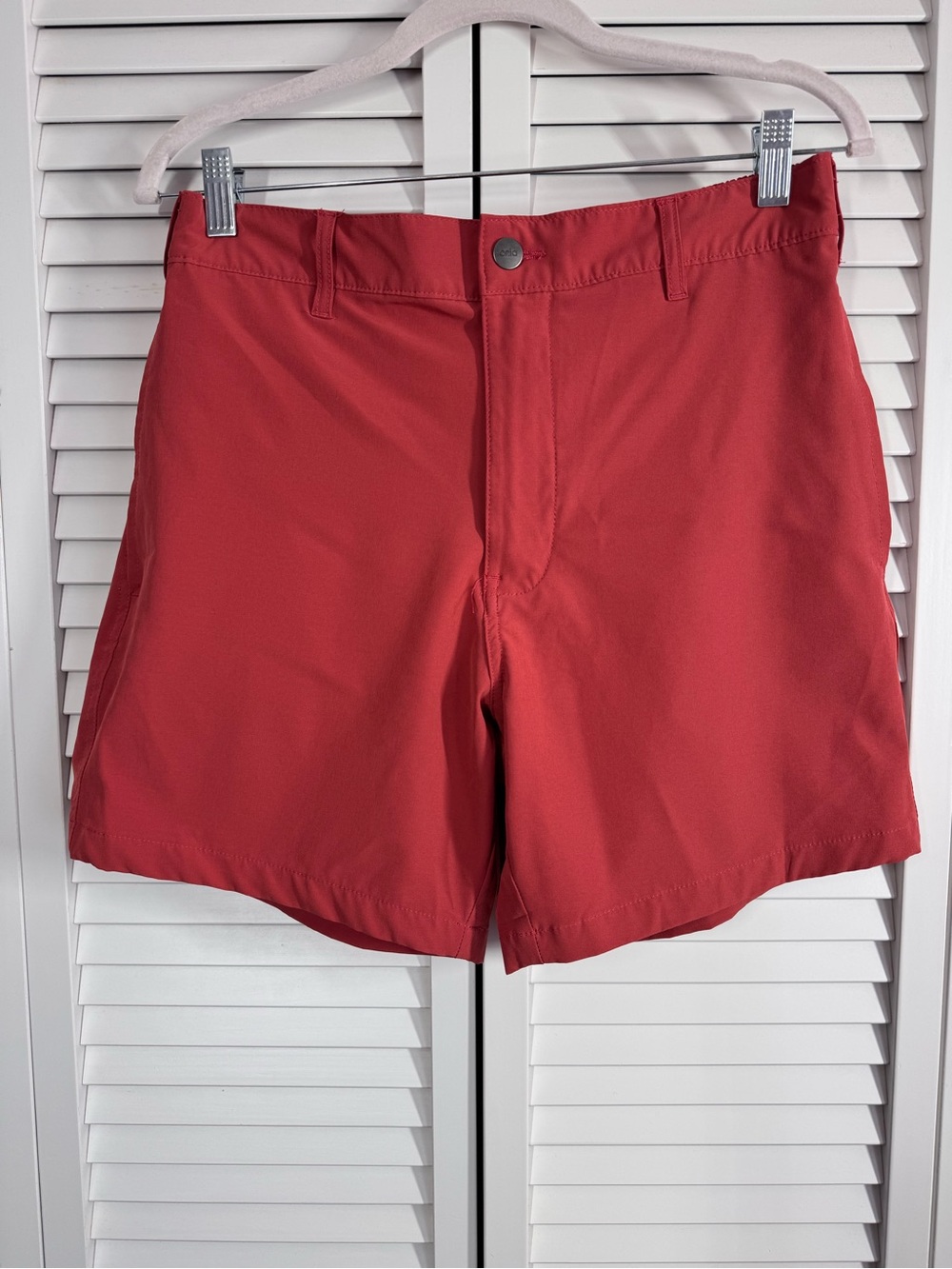 Onia All Purpose 6" Shorts Solid Nylon Stretch Outdoor Golf Burned Orange Medium